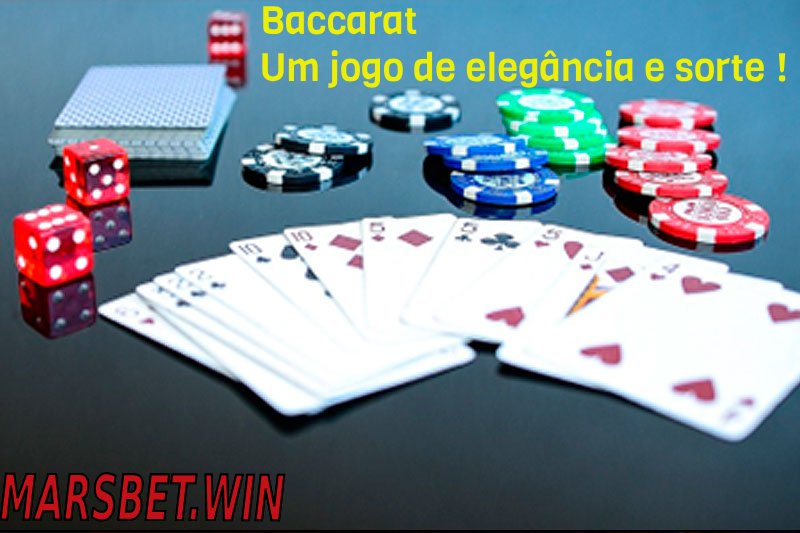 Foto de cartass e fichas de casino em baccarat